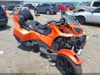  Salvage Can-Am Spyder Roadster