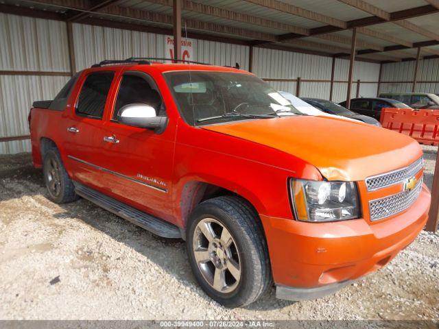  Salvage Chevrolet Avalanche 1500