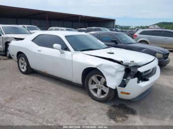  Salvage Dodge Challenger