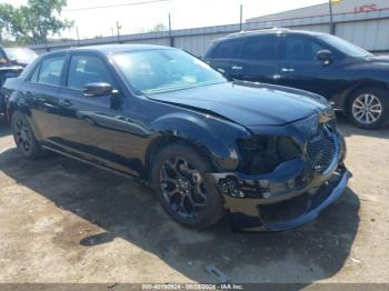  Salvage Chrysler 300