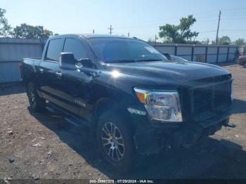  Salvage Nissan Titan