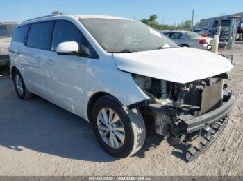  Salvage Kia Sedona