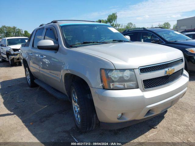  Salvage Chevrolet Avalanche 1500