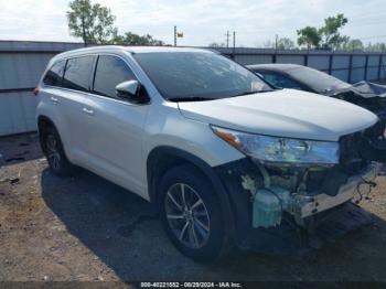  Salvage Toyota Highlander