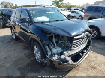  Salvage Toyota Highlander