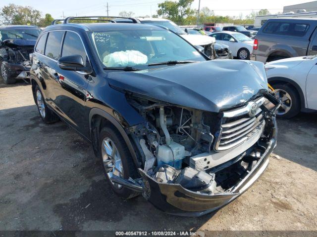  Salvage Toyota Highlander