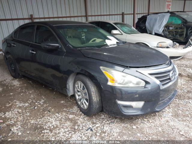  Salvage Nissan Altima