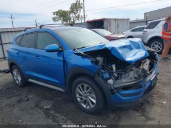  Salvage Hyundai TUCSON