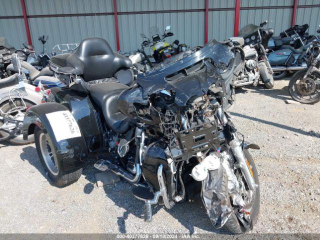  Salvage Harley-Davidson Flhtcutg