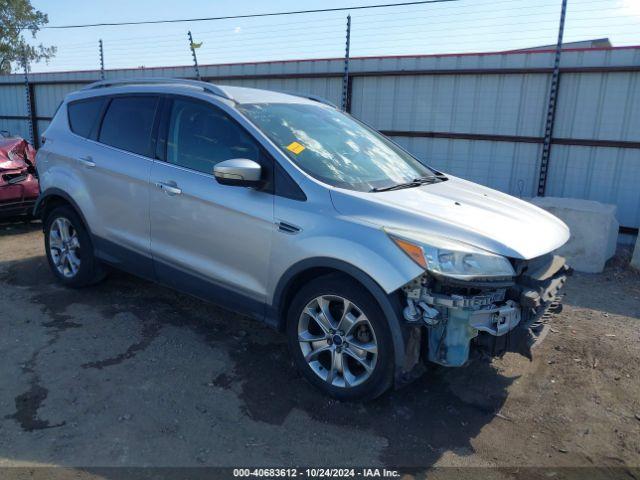  Salvage Ford Escape