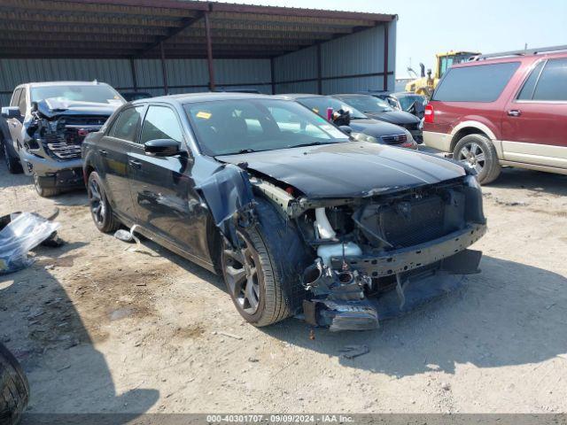  Salvage Chrysler 300