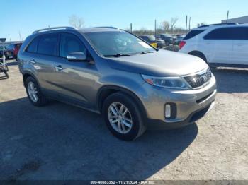  Salvage Kia Sorento