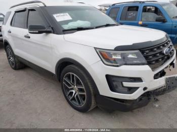  Salvage Ford Explorer