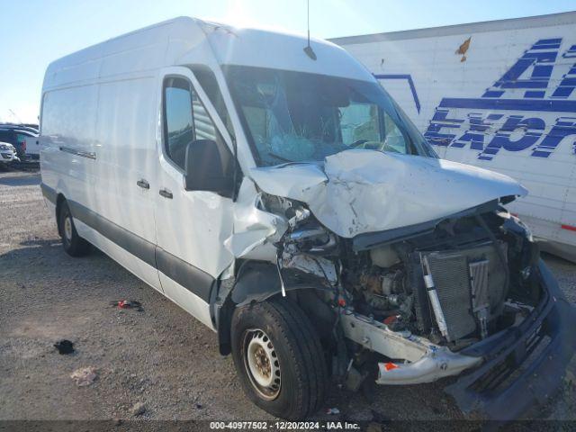  Salvage Mercedes-Benz Sprinter 2500