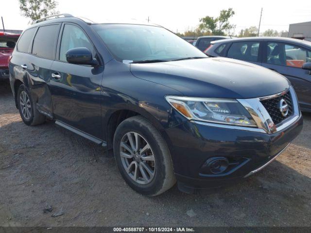  Salvage Nissan Pathfinder