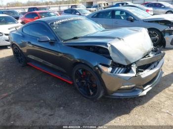  Salvage Ford Mustang