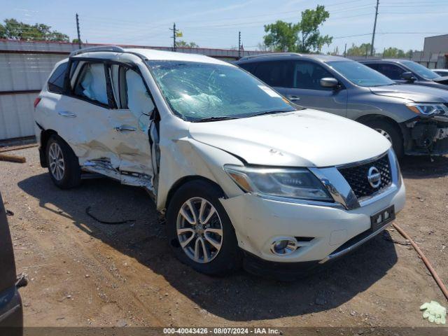  Salvage Nissan Pathfinder