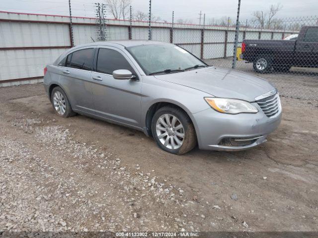  Salvage Chrysler 200