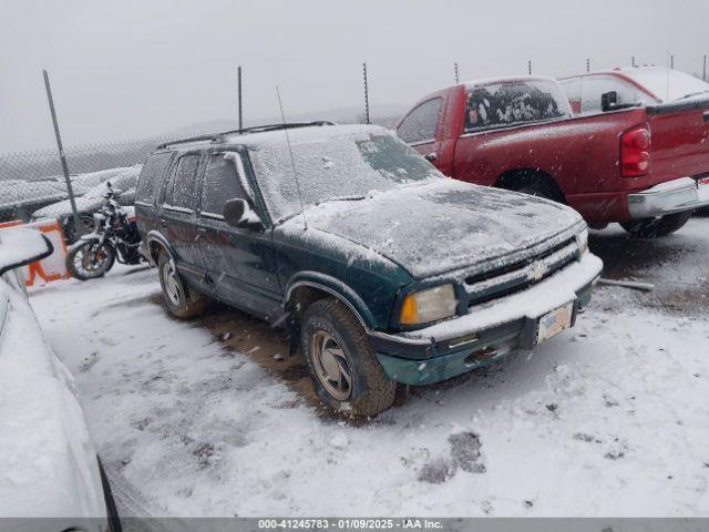  Salvage Chevrolet Blazer