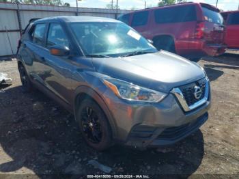  Salvage Nissan Kicks