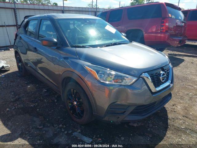  Salvage Nissan Kicks