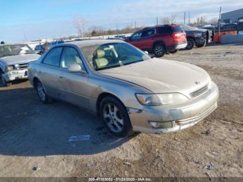  Salvage Lexus Es