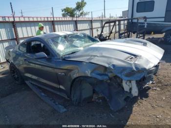  Salvage Ford Mustang