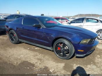  Salvage Ford Mustang