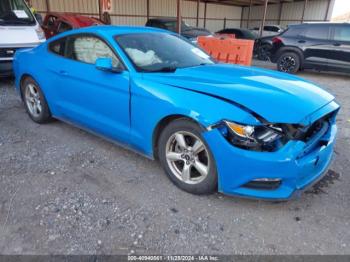  Salvage Ford Mustang