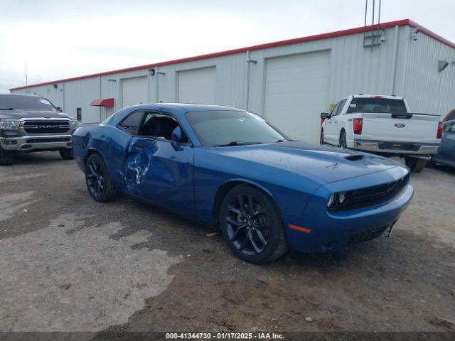  Salvage Dodge Challenger