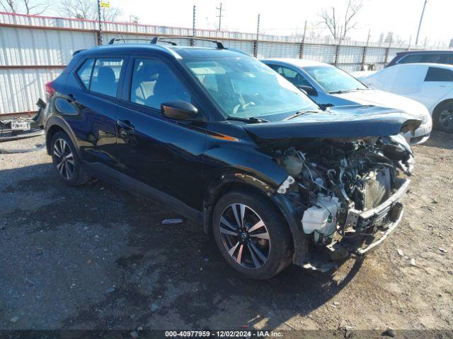  Salvage Nissan Kicks