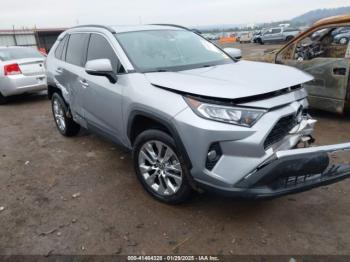  Salvage Toyota RAV4