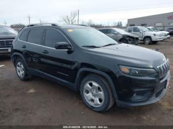  Salvage Jeep Cherokee