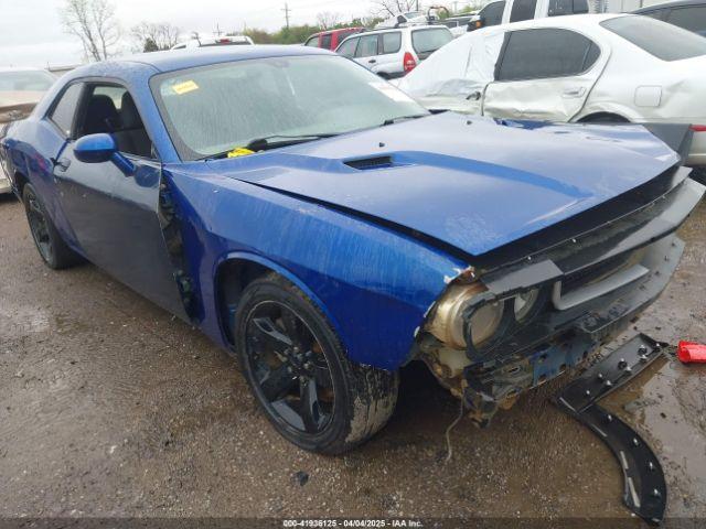  Salvage Dodge Challenger