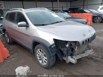  Salvage Jeep Cherokee
