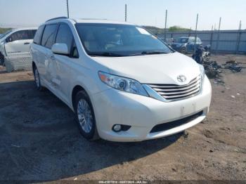  Salvage Toyota Sienna