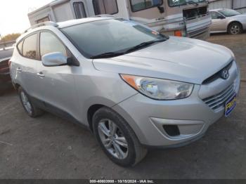  Salvage Hyundai TUCSON