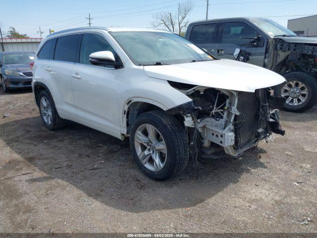  Salvage Toyota Highlander