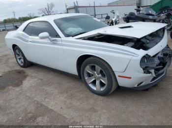  Salvage Dodge Challenger