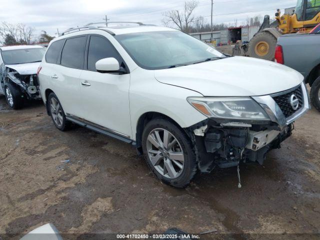  Salvage Nissan Pathfinder