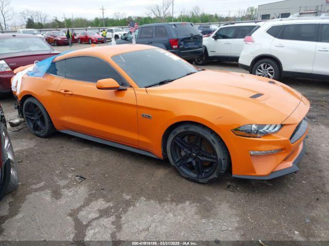  Salvage Ford Mustang