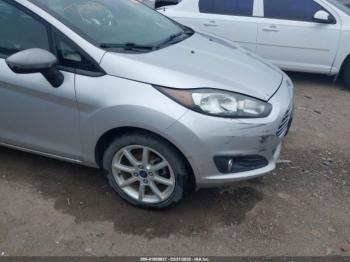  Salvage Ford Fiesta