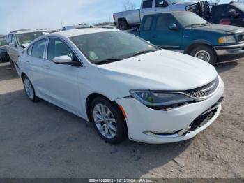  Salvage Chrysler 200