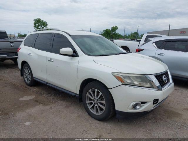  Salvage Nissan Pathfinder