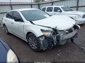  Salvage Nissan Altima