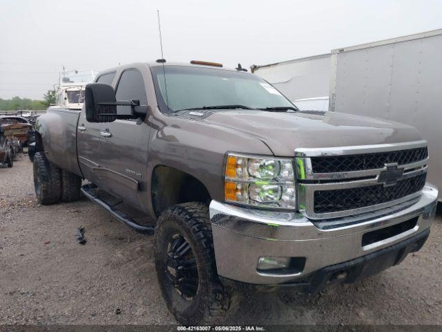  Salvage Chevrolet Silverado 3500