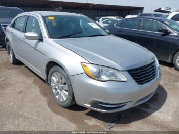  Salvage Chrysler 200