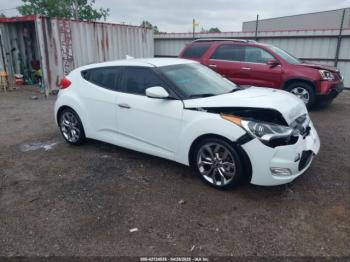  Salvage Hyundai VELOSTER
