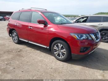  Salvage Nissan Pathfinder