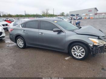  Salvage Nissan Altima